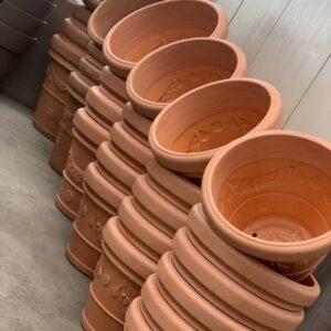 Kunststof terraspot terracotta kleur